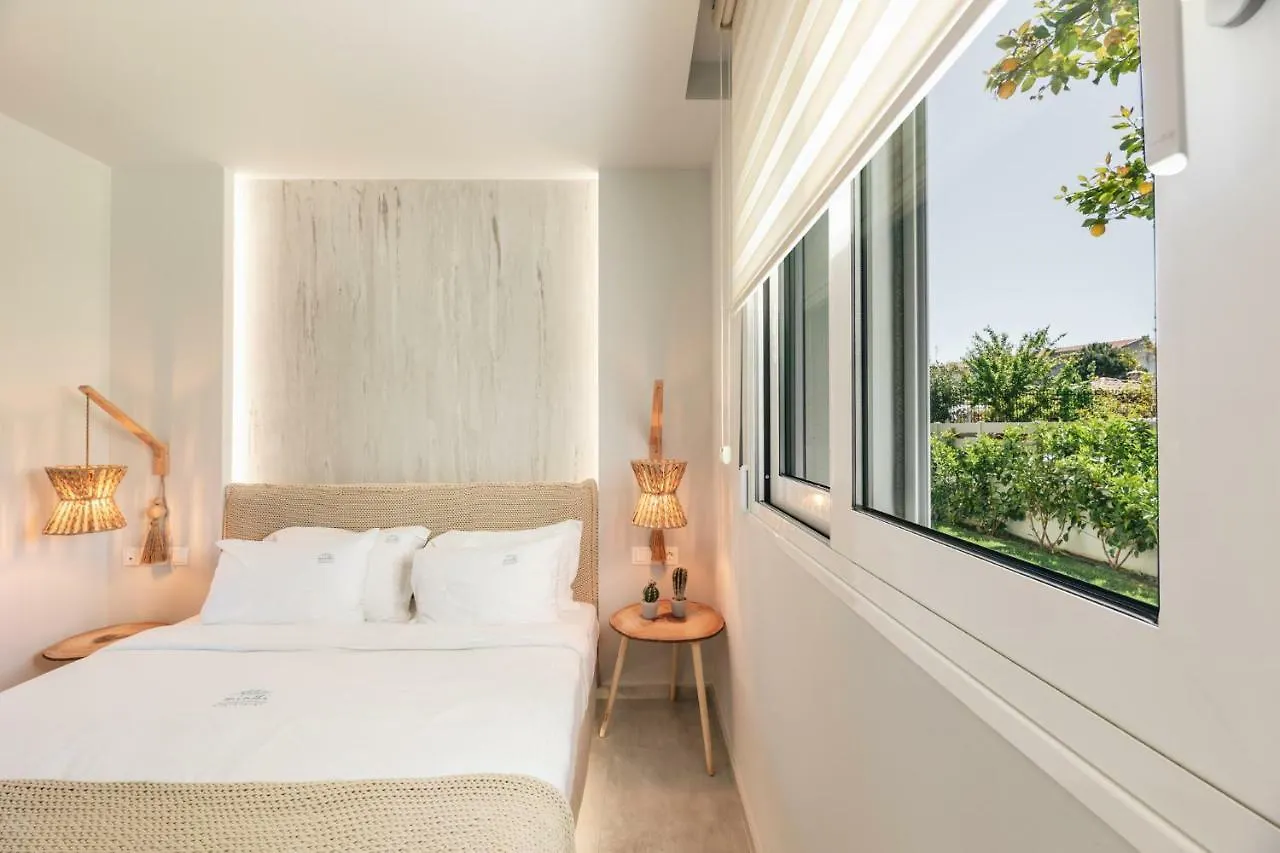 Minthi Boutique Apartments Hanioti