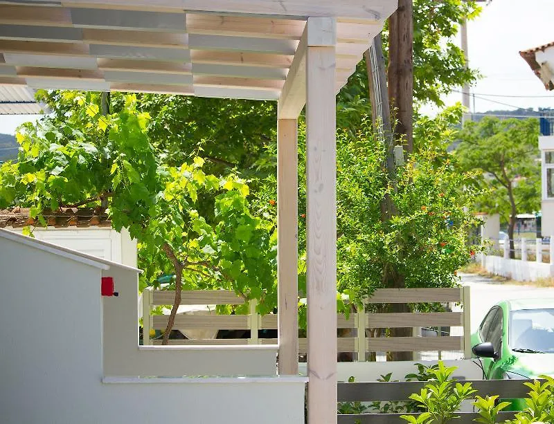 Minthi Boutique Apartments Hanioti