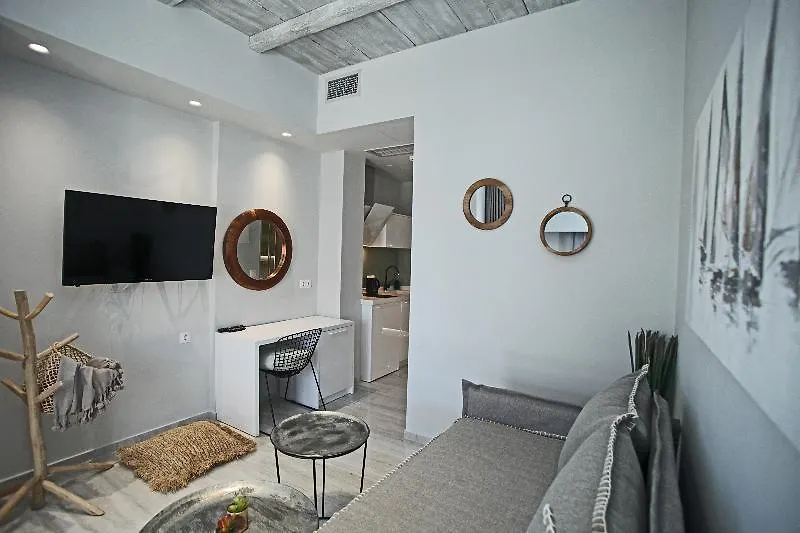 Minthi Boutique Apartments Hanioti