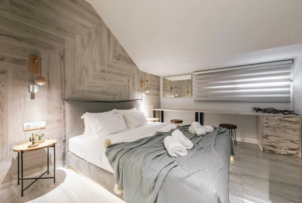 Minthi Boutique Apartments Hanioti Greece