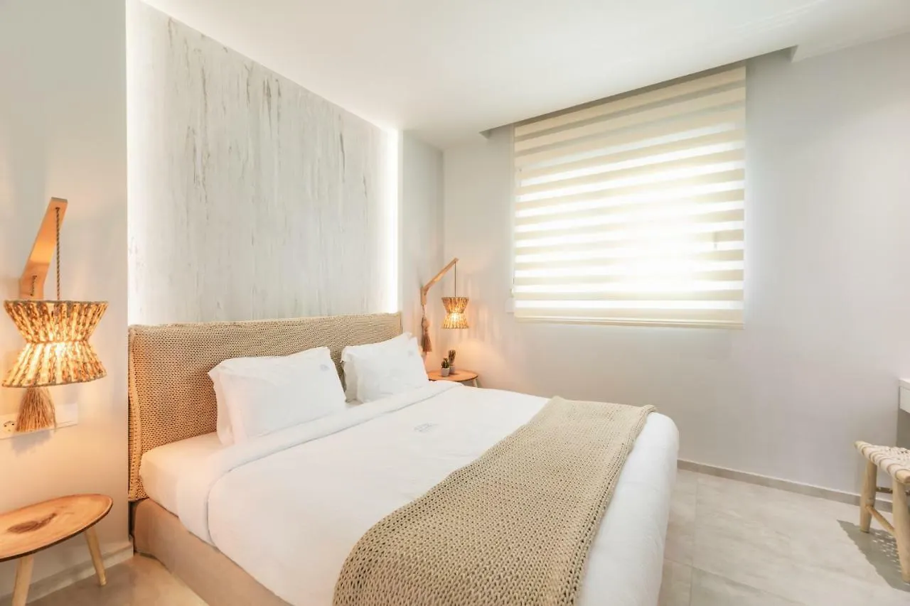 Minthi Boutique Apartments Hanioti