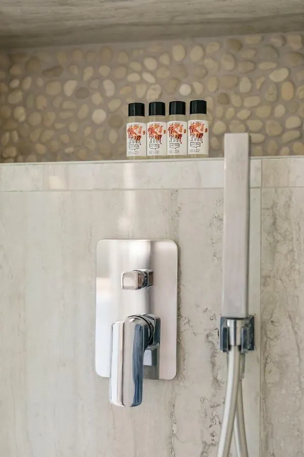 Minthi Boutique Apartments Hanioti